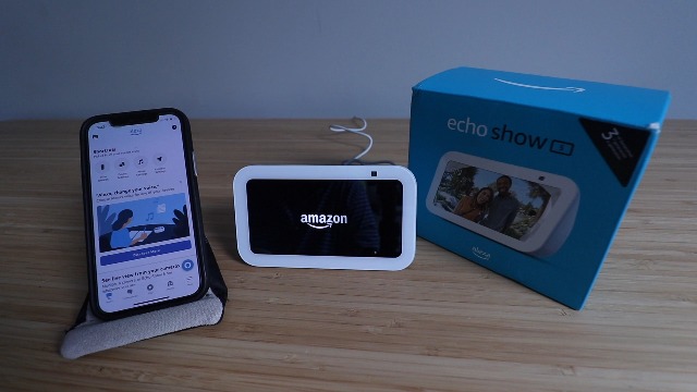 Watch How To Set Up Echo Show 5 Gen 3 on Amazon Live